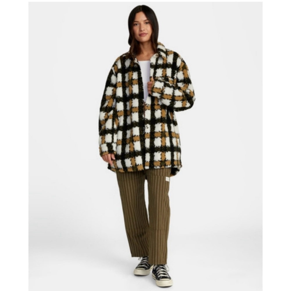RVCA | NWT "Birdie" Plaid Faux Shearling Fleece Oversized Shirt Jacket - Picture 2 of 13